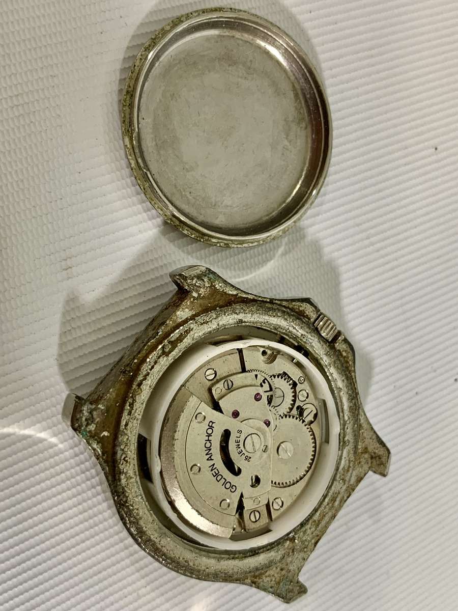 Replica Mens Seiko 5 25 Jewels Watch with Golden Anchor Automatic Movement