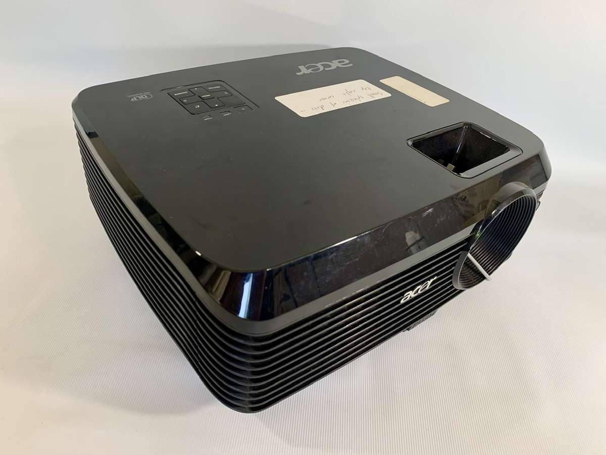 Acer X1130K DLP Projector (read description)
