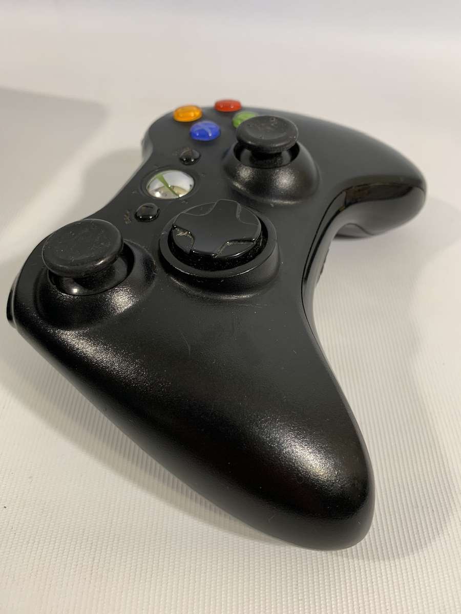 Xbox 360 Slim Console Model 1439 (Parts or Repair)