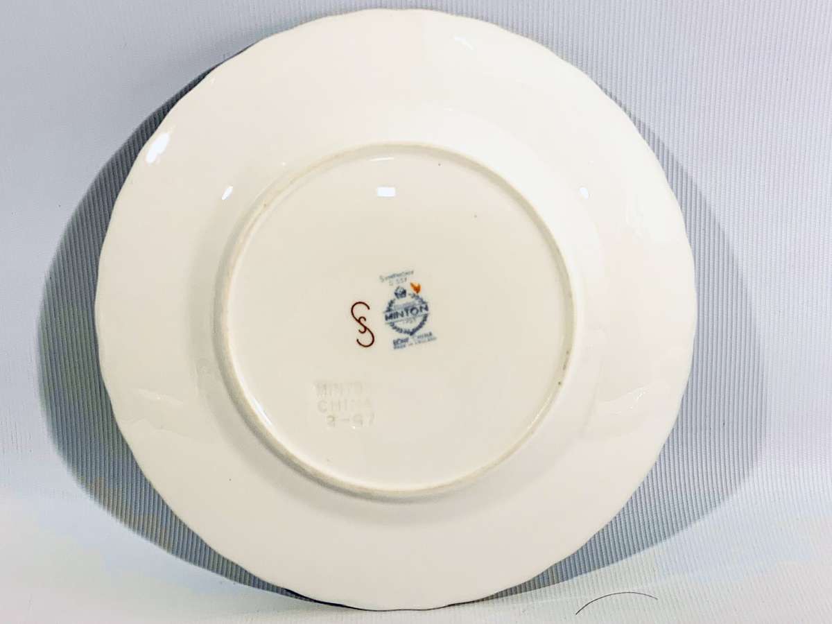 Exquisite Minton Bone China Teacup Trio  Symphony Pattern (S-557)