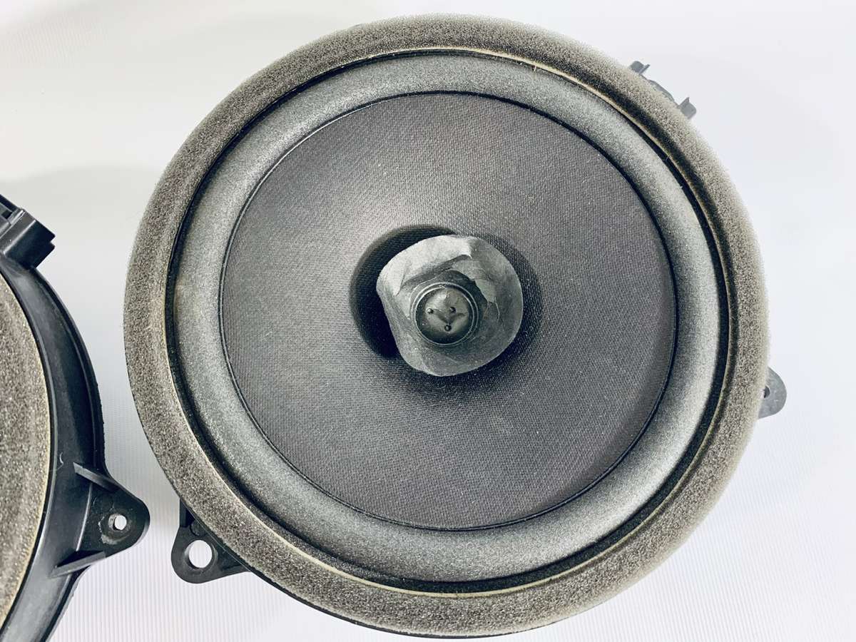 OEM Ford Door Speakers AB39-18808-CA  6.5 (4, 25W)  Set of 2