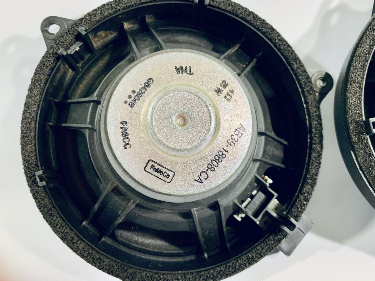 OEM Ford Door Speakers AB39-18808-CA  6.5 (4, 25W)  Set of 2