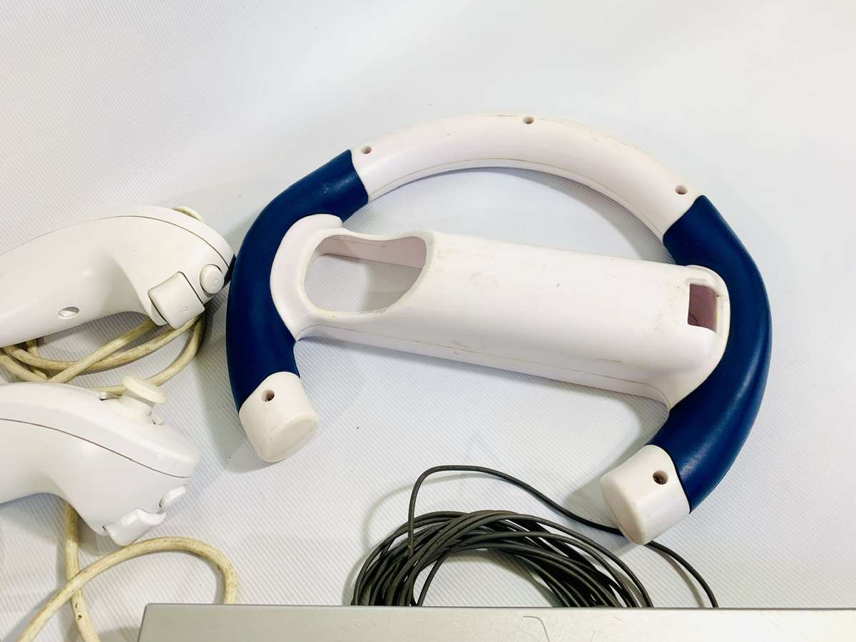 Nintendo Wii Console with Accessories (please read description)