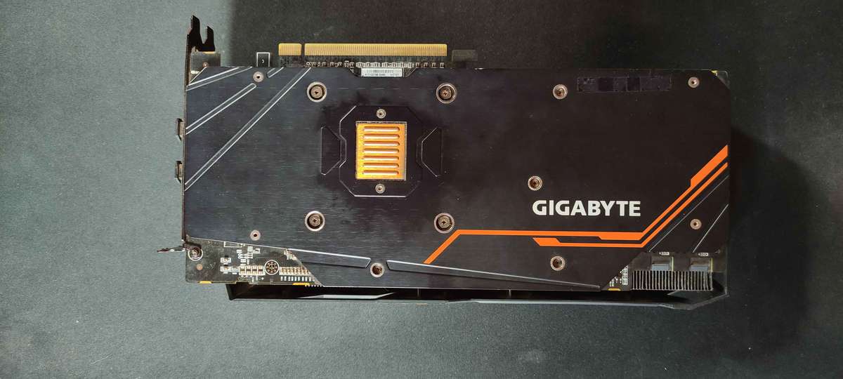Gigabyte RX VEGA 64 GAMING OC 8GB