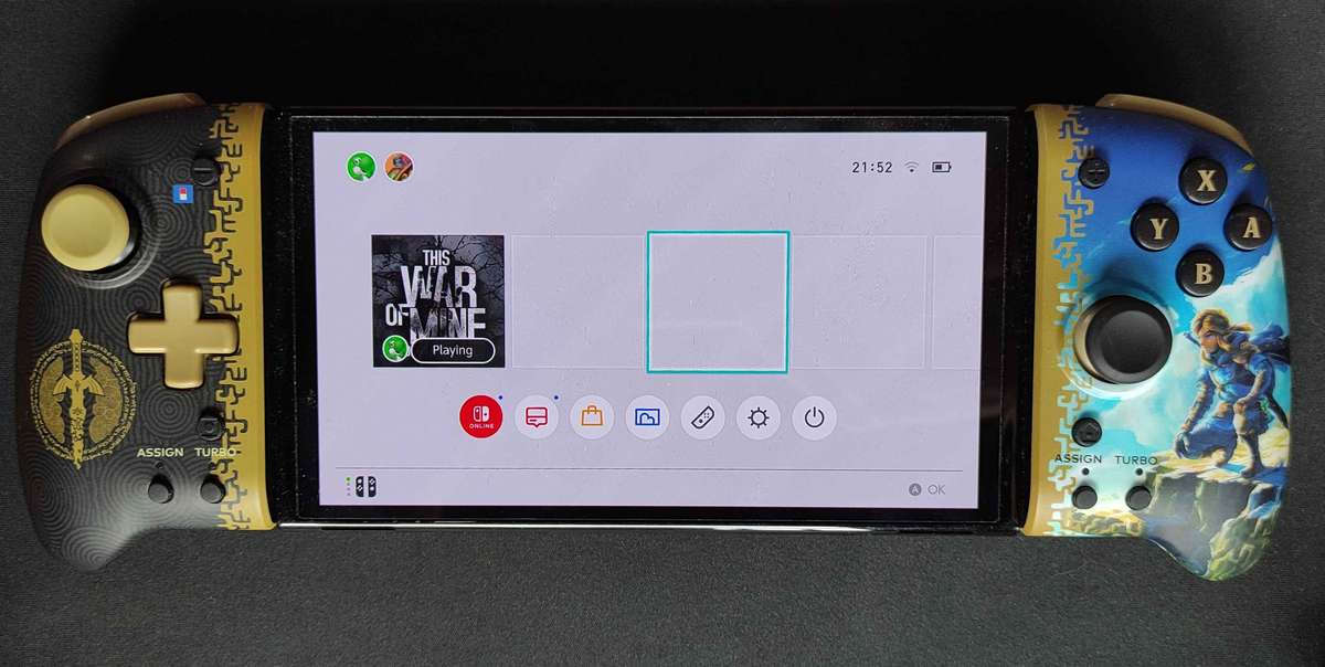 Nintendo Switch OLED TOTK Edition + Hori Split Pad Pro Zelda Gamepad