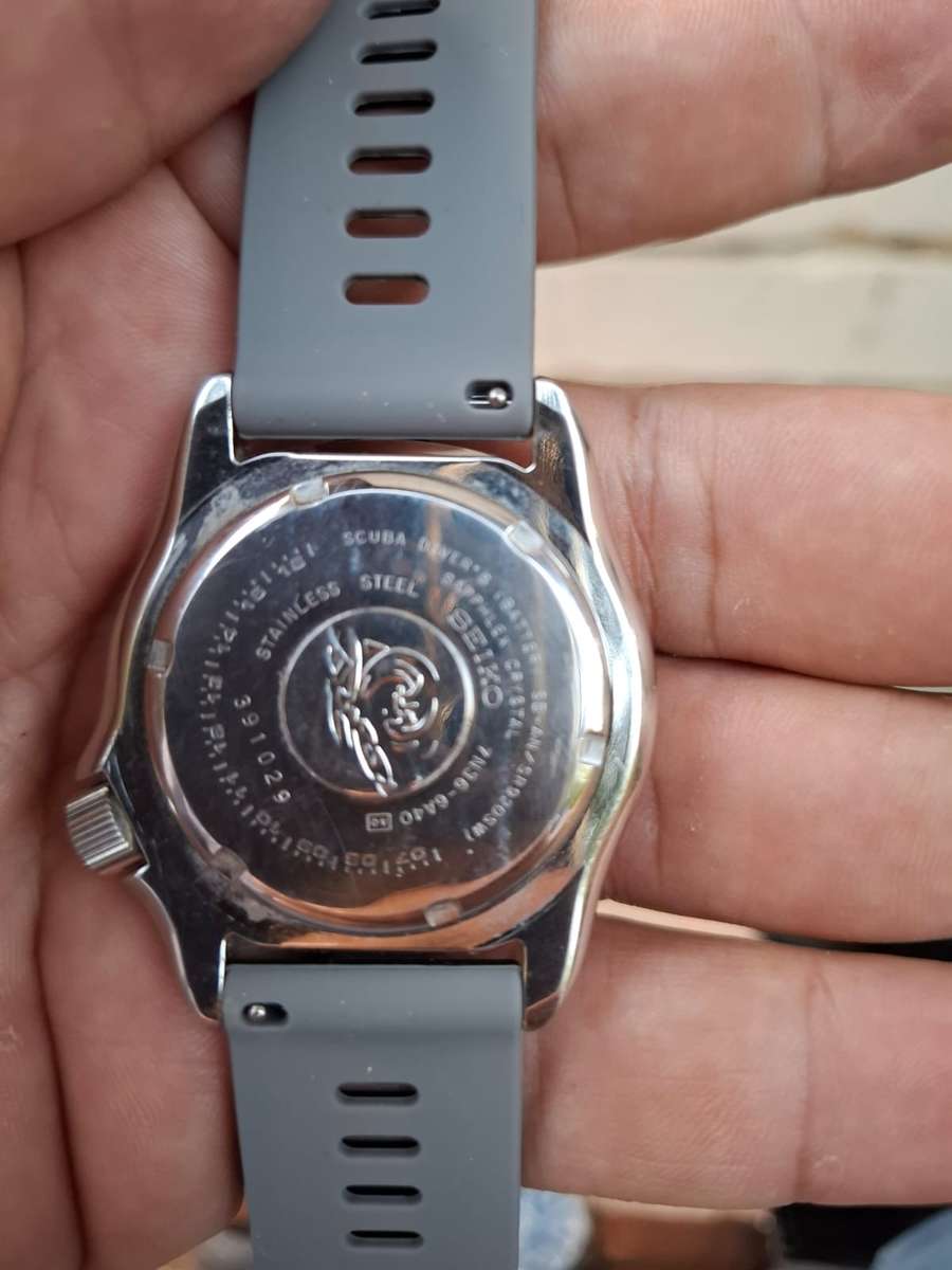 Seiko Quartz 200M Divers Watch 7N36-6A49