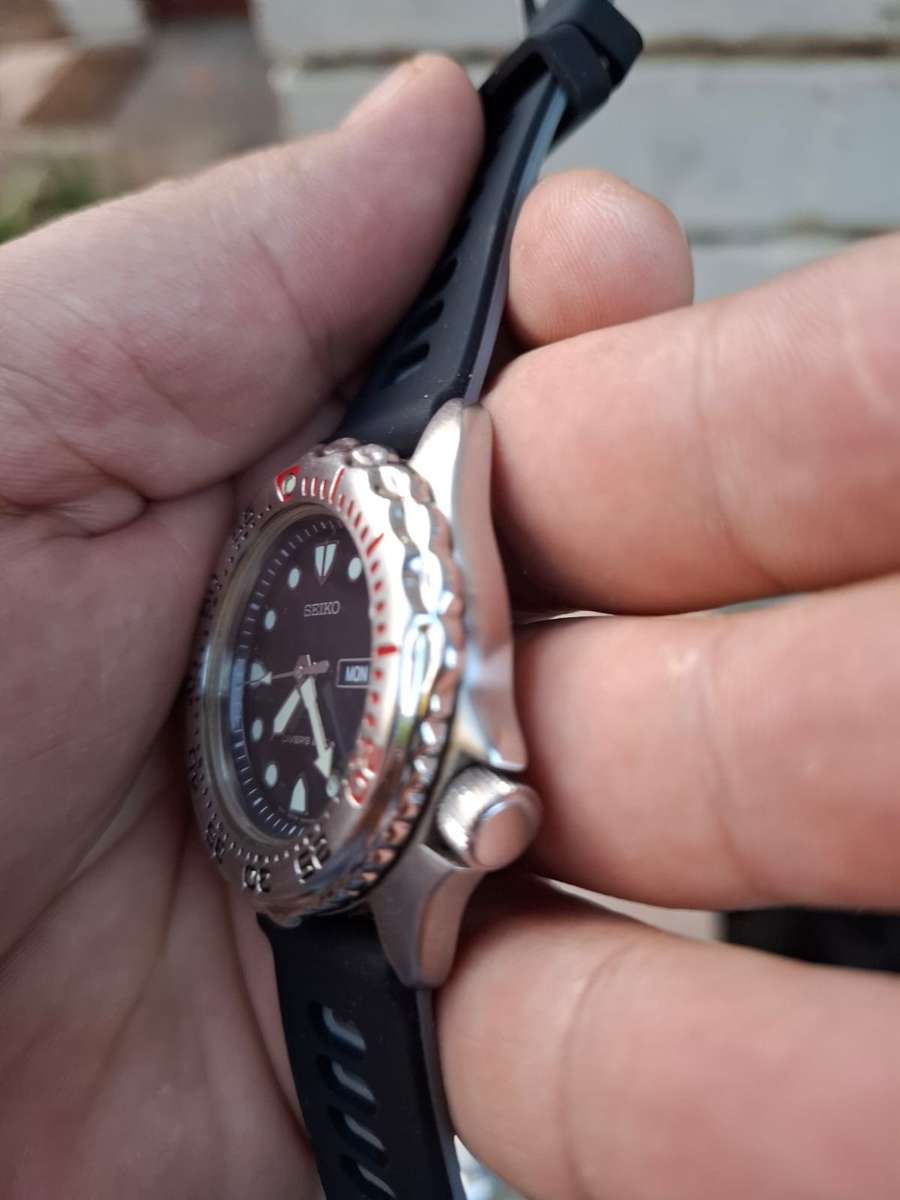 Seiko Quartz 200M Divers Watch 7N36-6A49