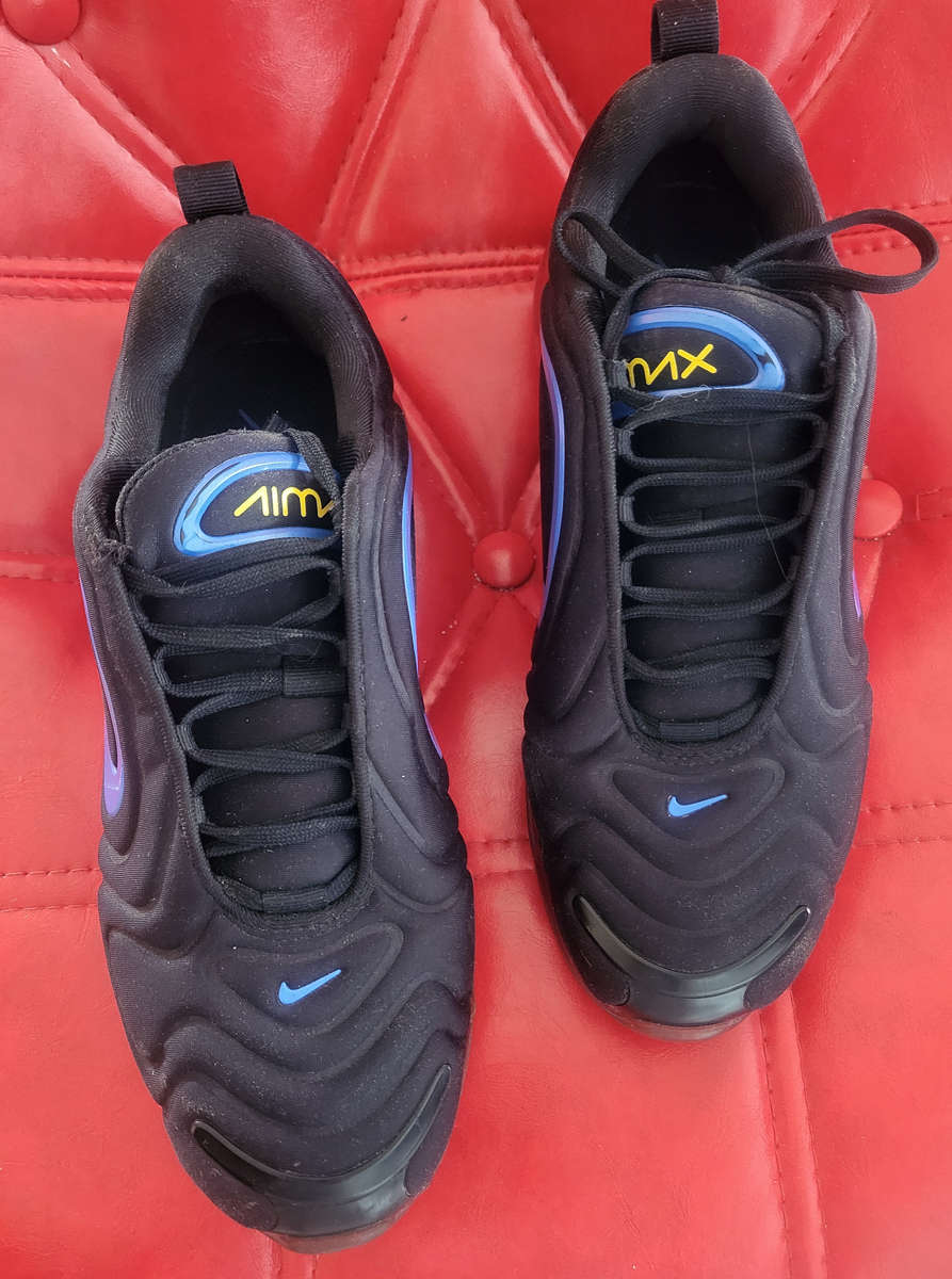 Nike Air Max 720 Black Blue Red Sneakers