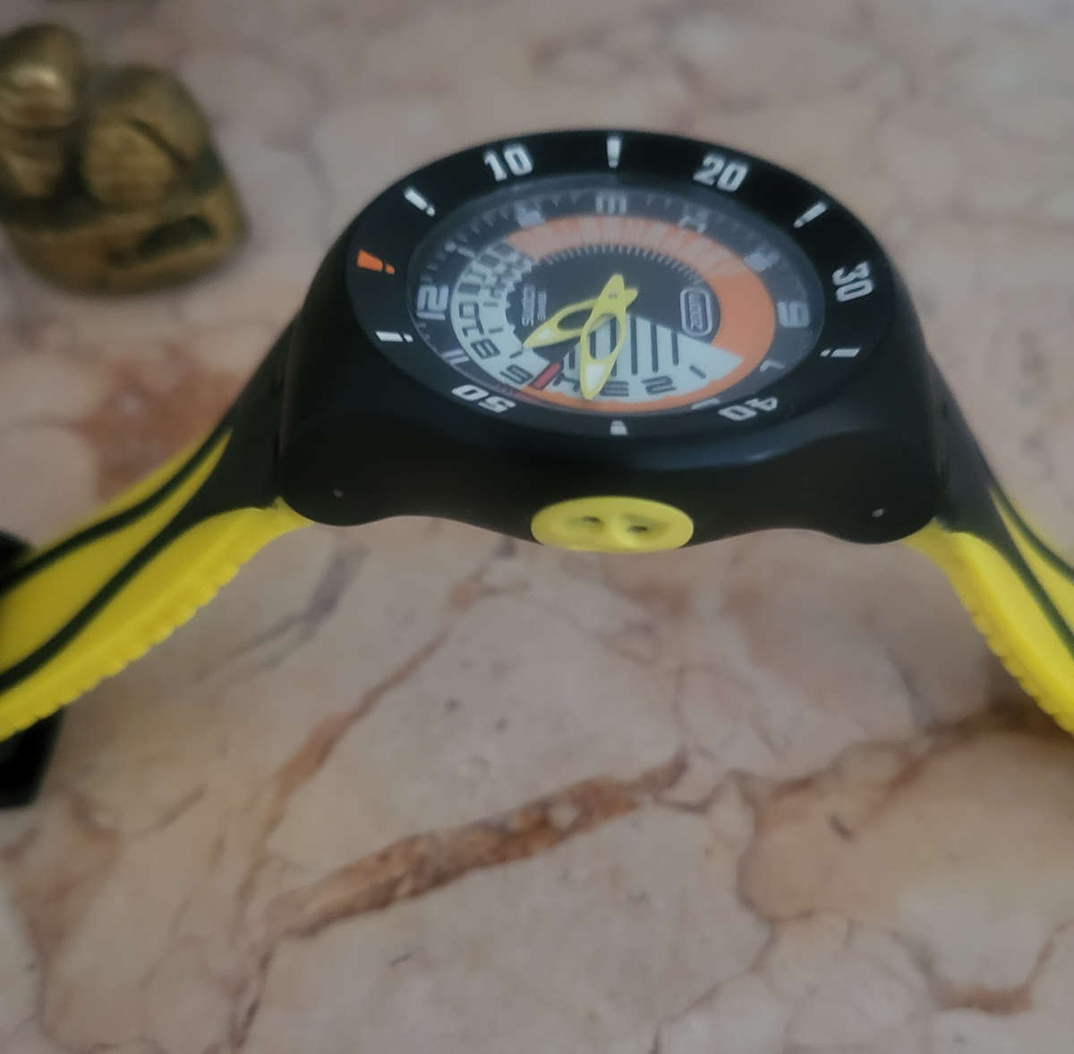 AN AMAZING FUN SCUBA SWATCH " FARFALLINO GIALLO " !