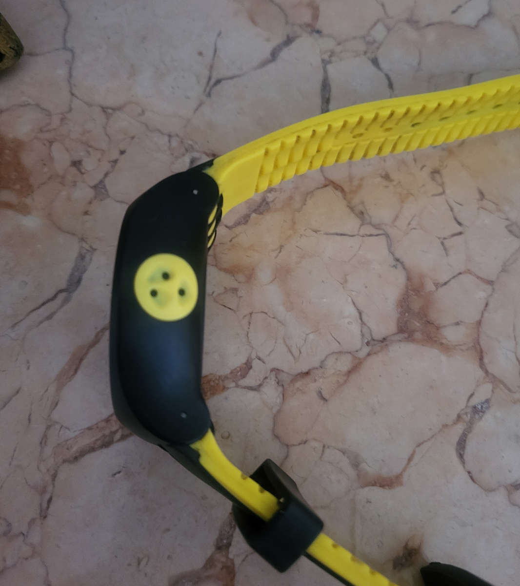 AN AMAZING FUN SCUBA SWATCH " FARFALLINO GIALLO " !