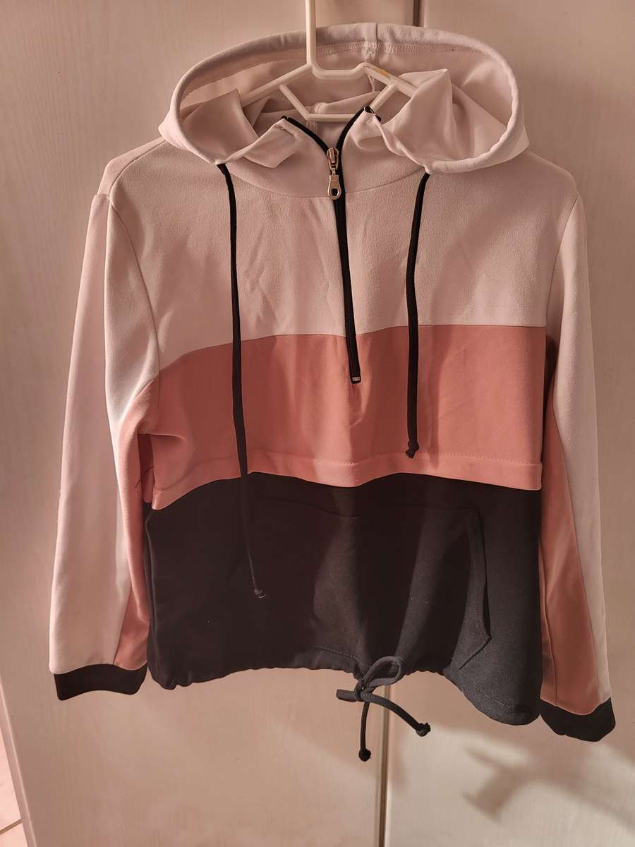 Beautiful Casual Tracksuit!