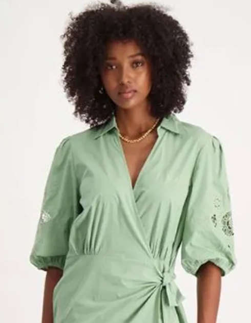 Beautiful Hilton Weiner Ladies Wrap Dress !