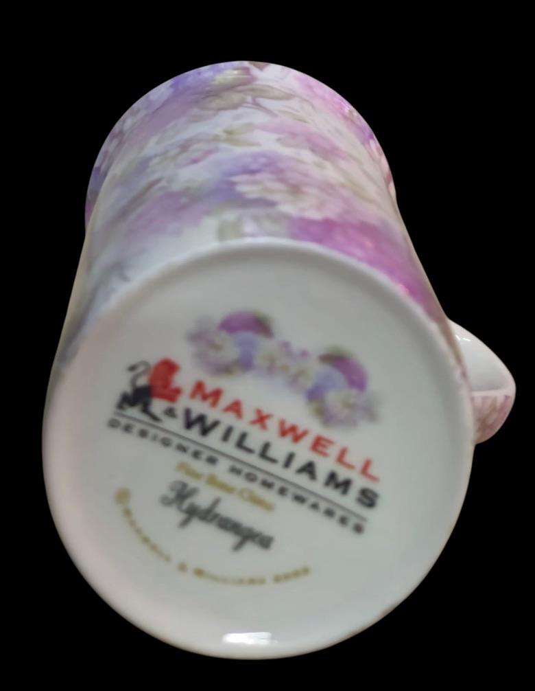 Maxwell & Williams Coffee Mug "Hydrangea"