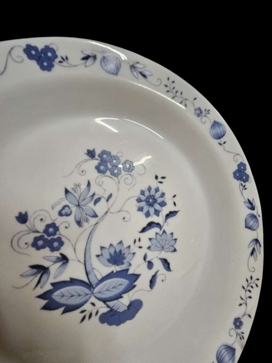 Vintage French Arcopal Blue and White Floral cake plate, a stunning 70s classic shape at 26cm