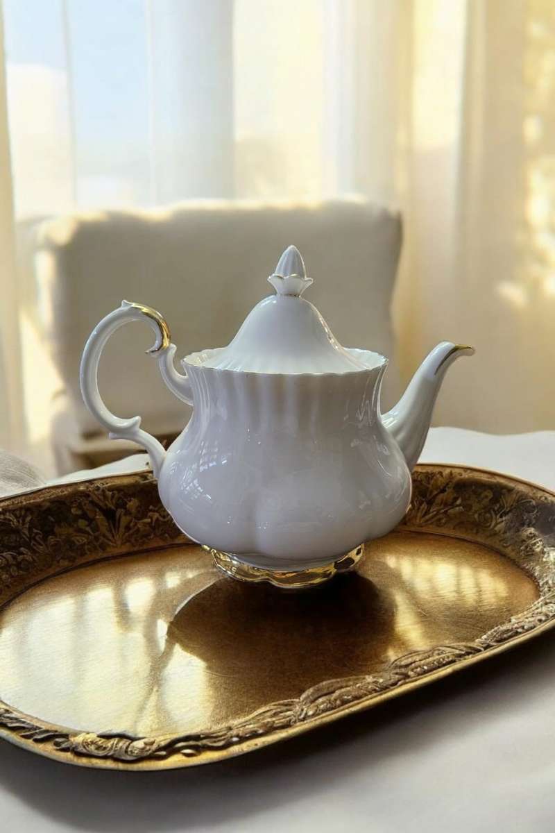 Royal Albert Valdor Teapot