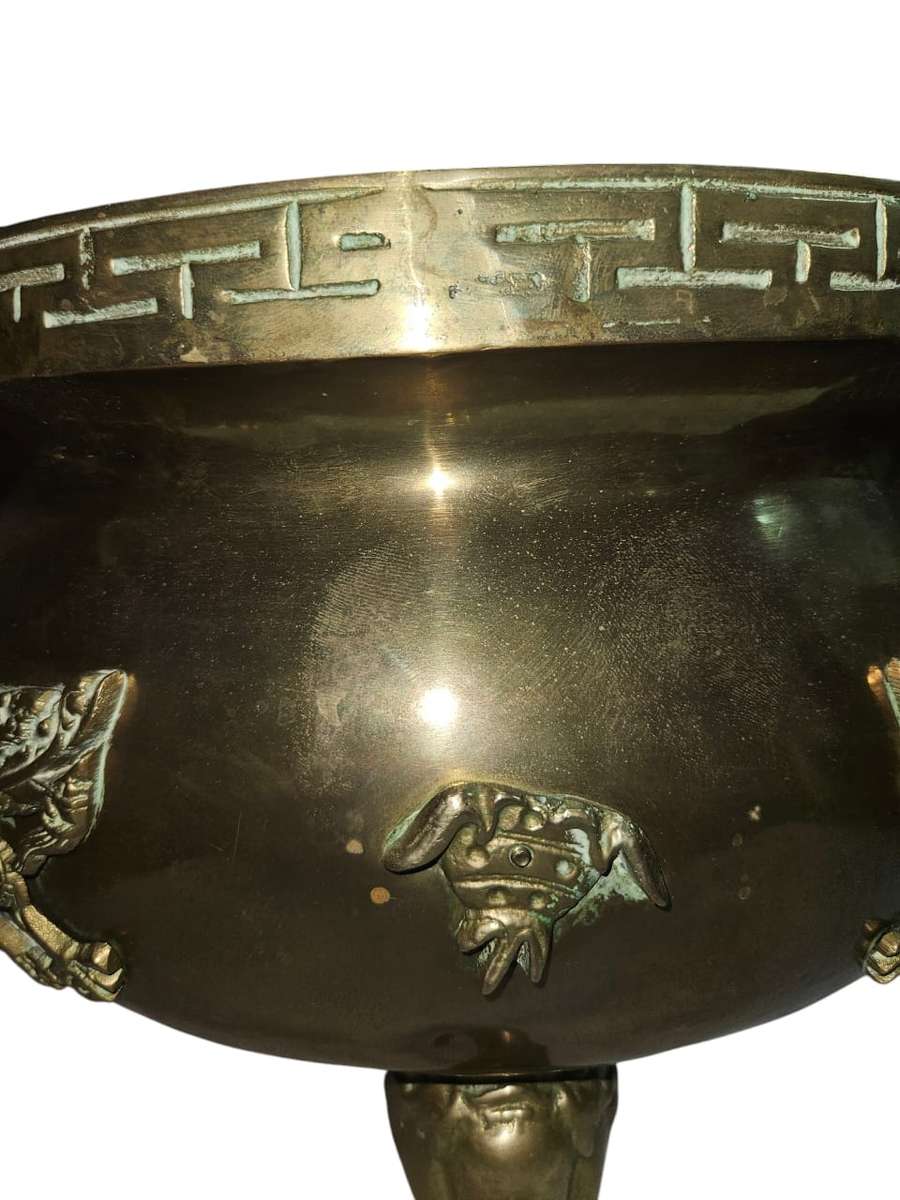 19th century Chinese brass jardinière