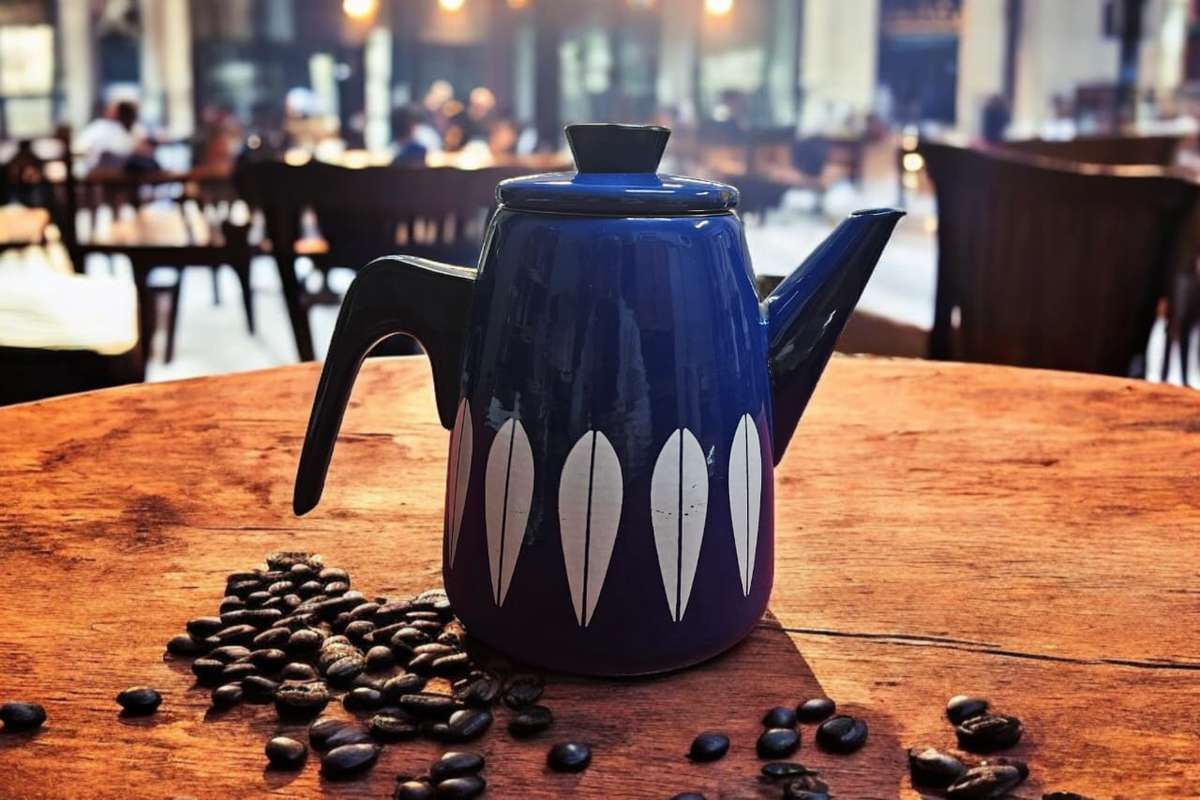 Vintage Mid Century CATHRINEHOLM Norway Blue Enamel Coffee Carafe Pitcher Pot