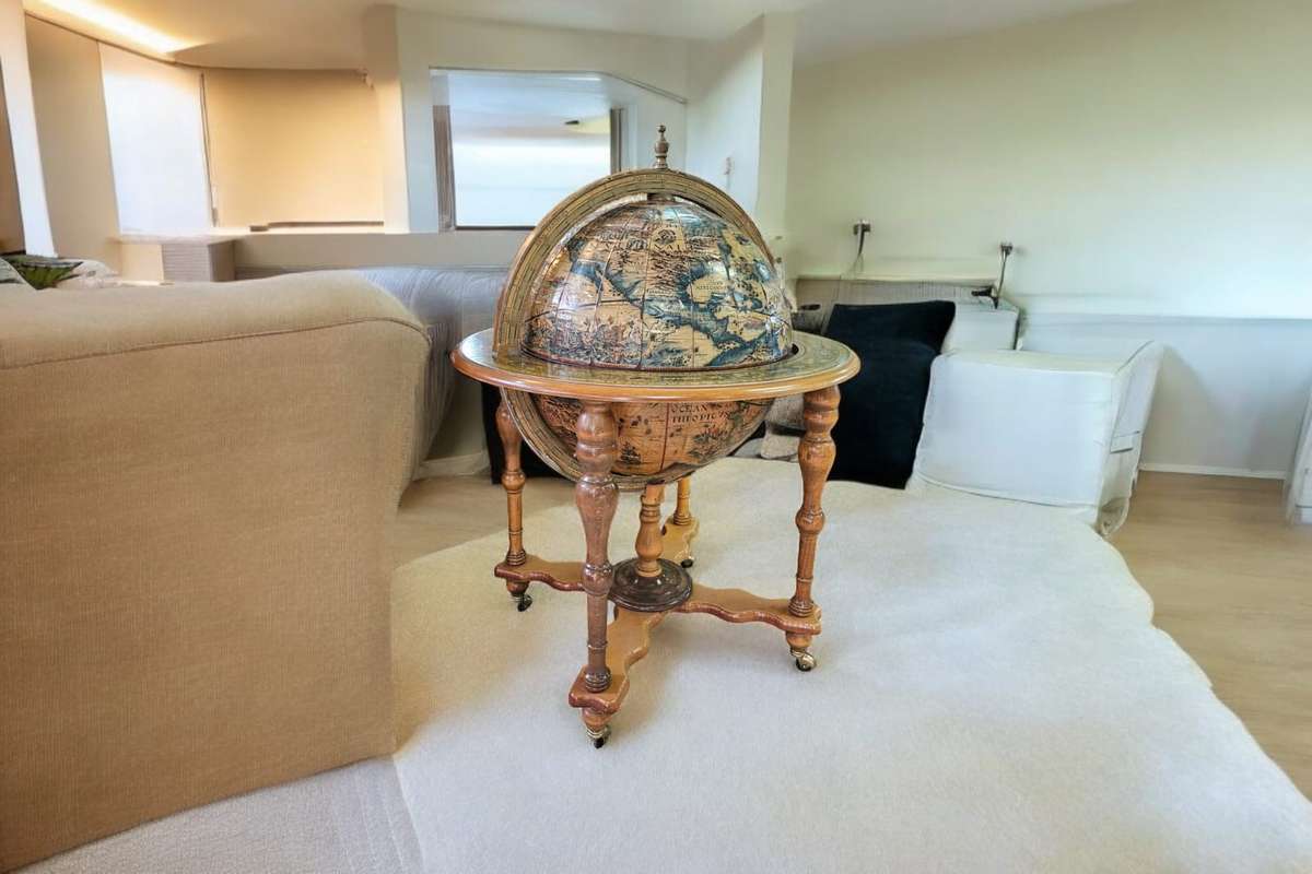 Timeless elegance of the 1960's Italian World Map Globe Bar Drinks Trolley