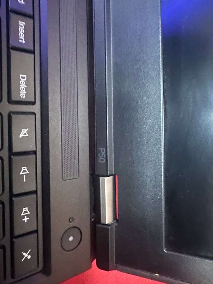 LENOVO THINKPAD P50 - i7 6820HQ 6th Gen- 16GB DDR4 - 256GB M.2 SSD -Dedicated Graphics Card