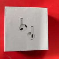 Apple AirPods (3rd generation) with MagSafe Charging Case