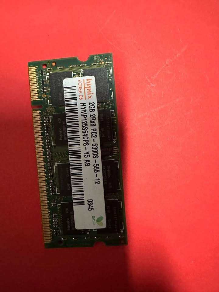 Hynix 2GB DDR2 RAM PC2-6400 200-Pin Laptop SODIMM Major/3rd
