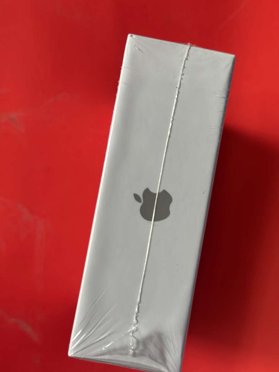 Apple AirPods (3rd generation) with MagSafe Charging Case