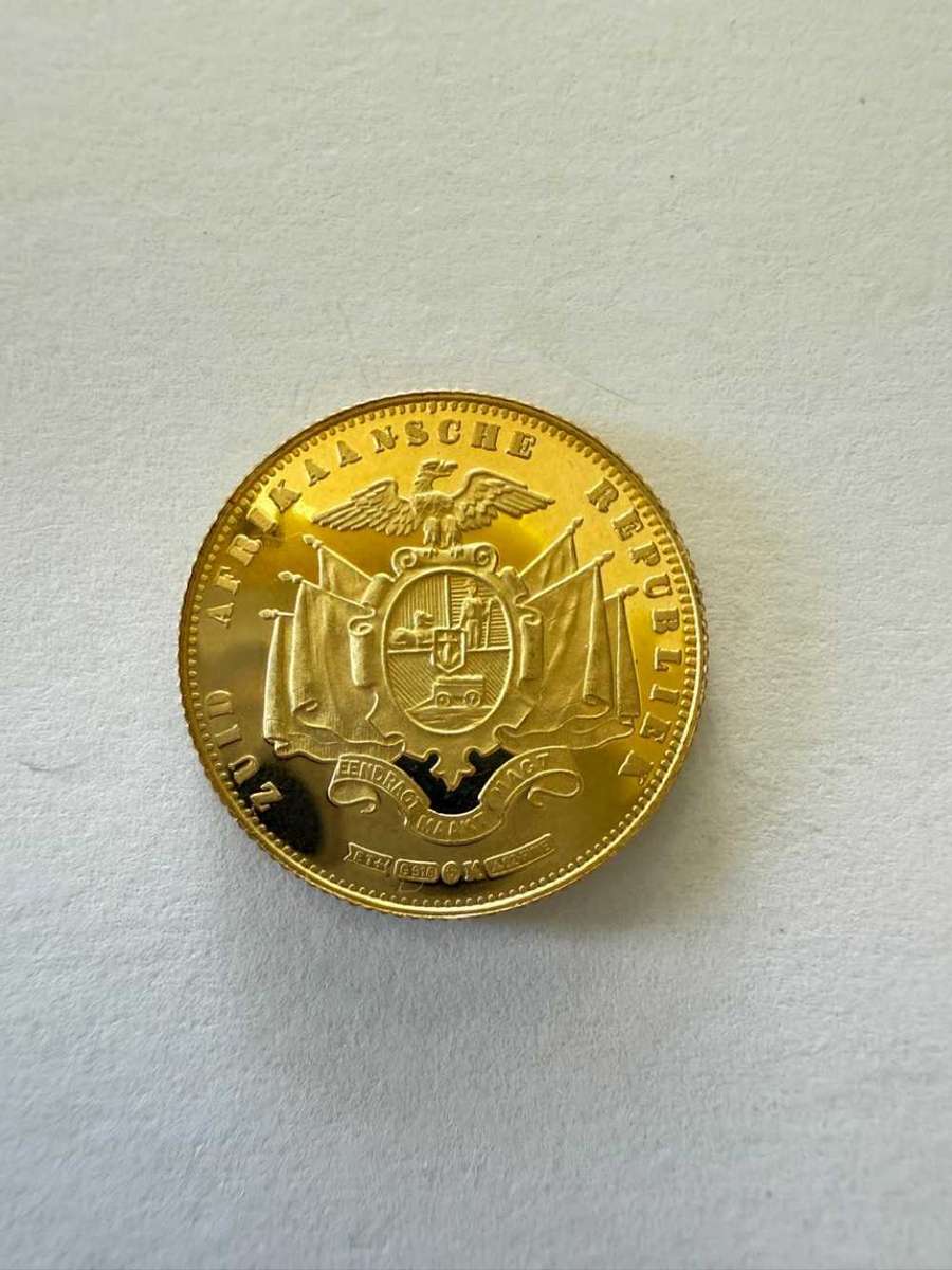 Gold Burger Pond 1983