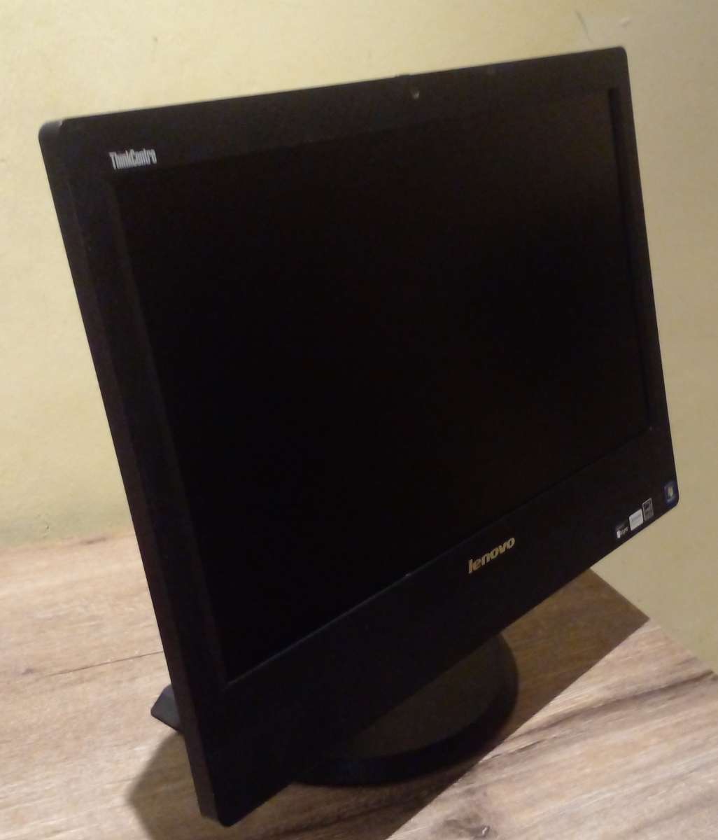 Lenovo ThinkCentre computer i5 all-in -one