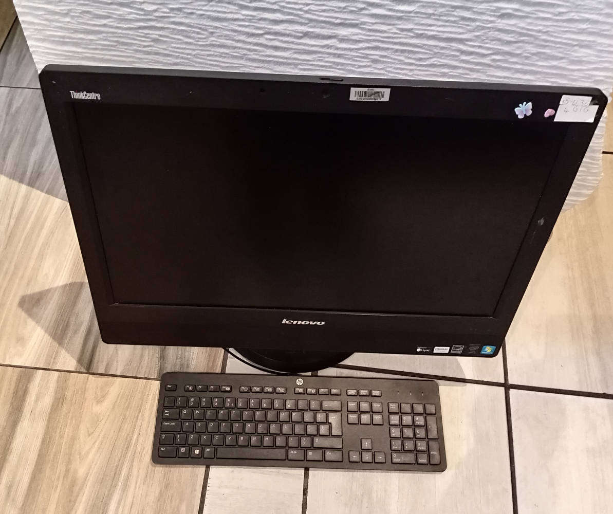 Lenovo ThinkCentre computer i5 all-in -one