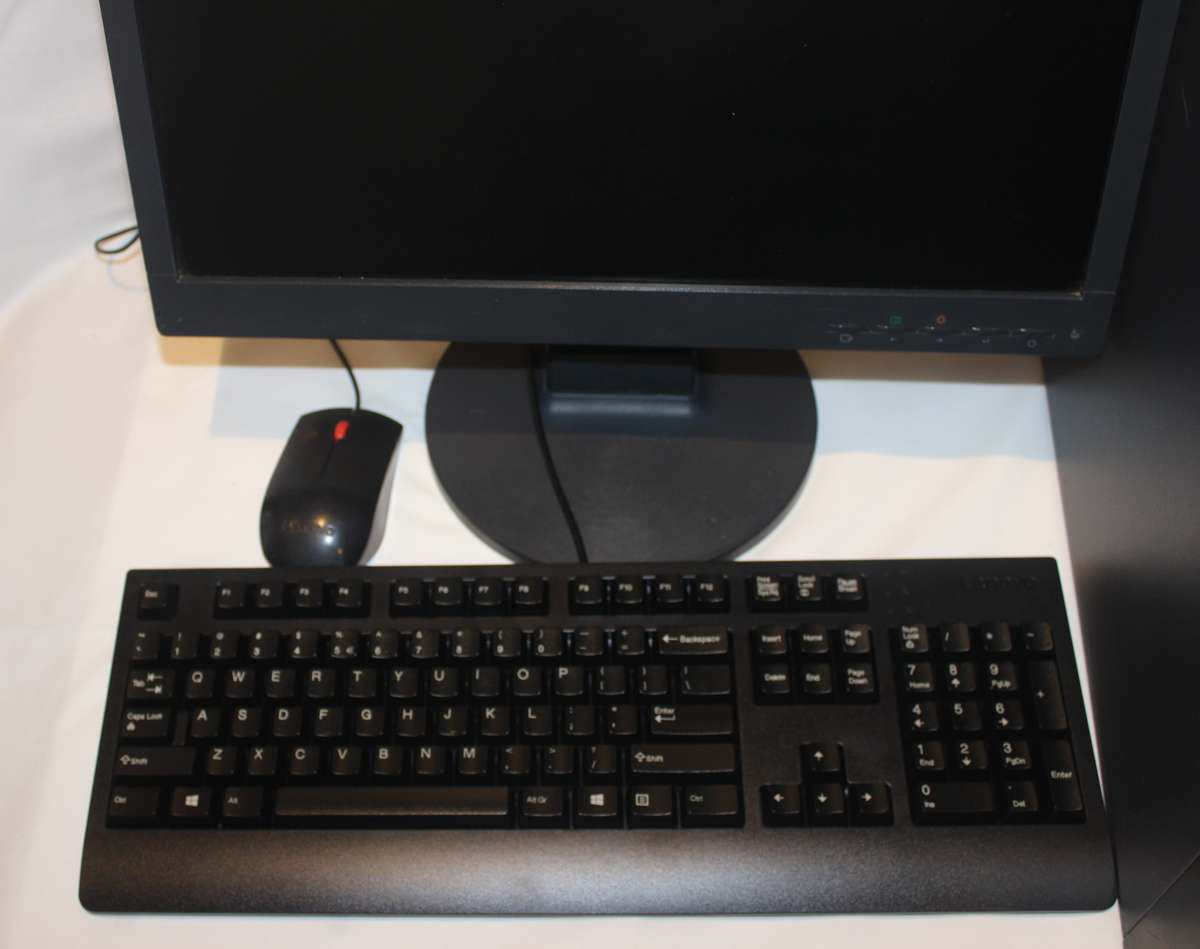 Lenovo ThinkCentre computer full set