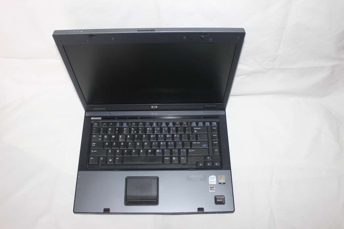HP Compaq 6701b Laptop