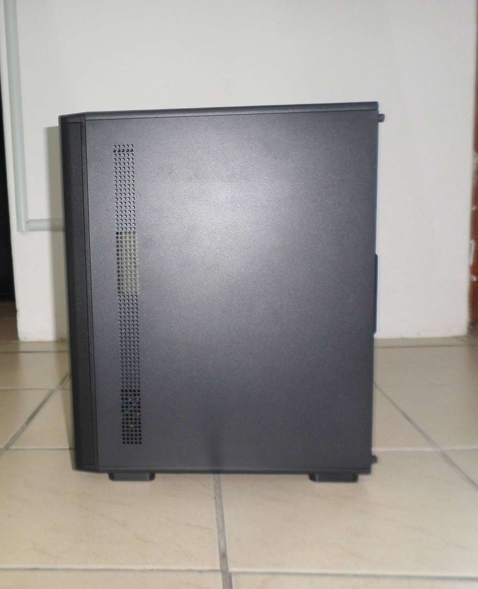 Gaming PC (i5-12400F) (16GB RAM) (Nvidia P4000)