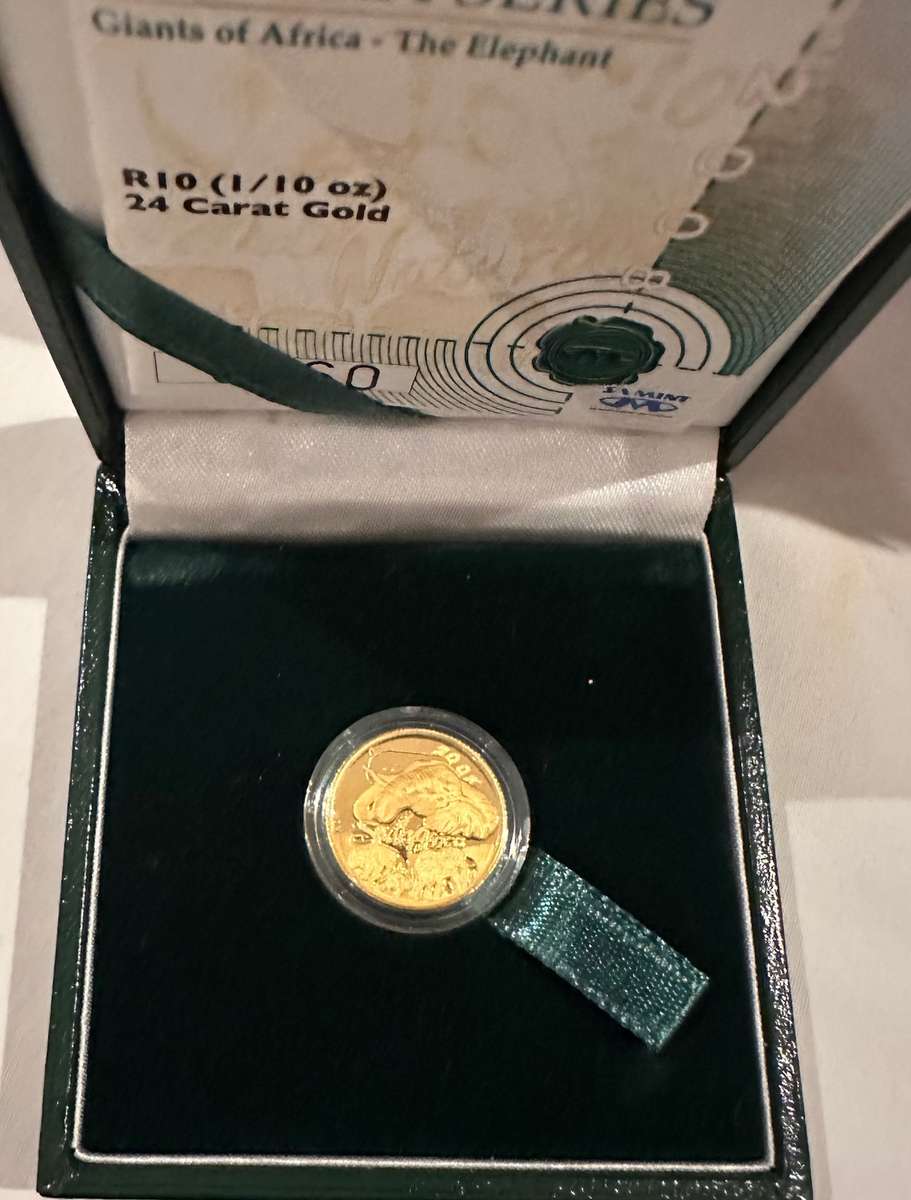 2008 Proof Gold Elephant 1/10th Natura coin 24ct with original box and cert