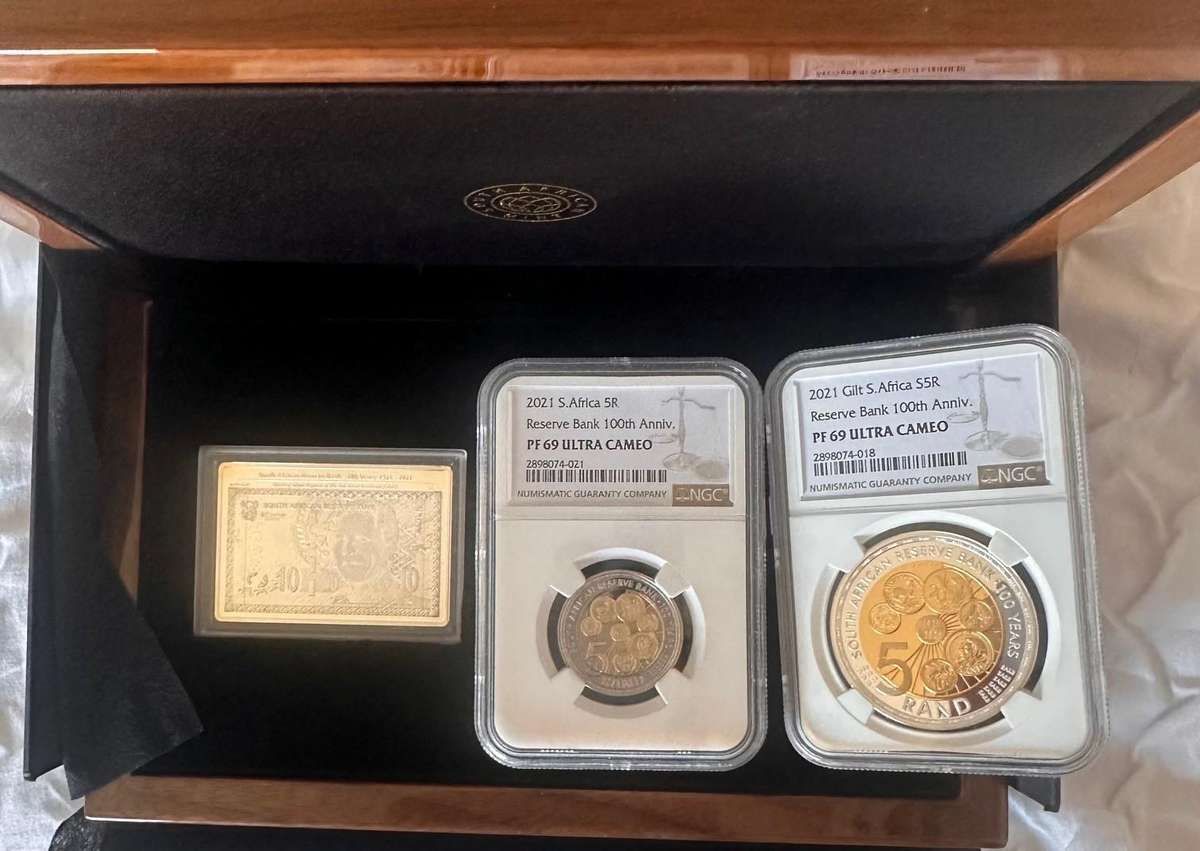 2021 100 year reserve bank set  Proof R5 1oz silver, proof R5 NGC graded PF69 and Silver banknote