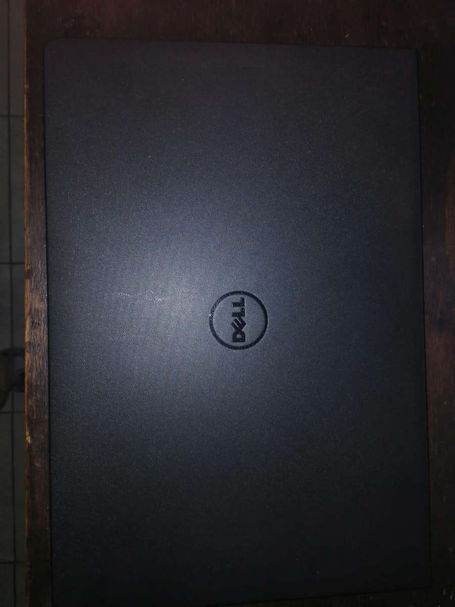 Dell Inspiron 15 Laptop with Core i3, 4GB RAM and 1000GB Hard drive
