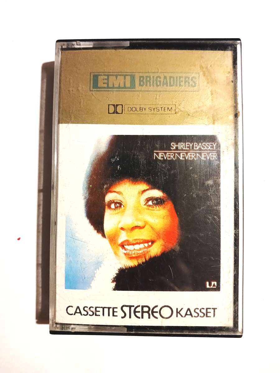 Shirley Bassey, Never, Never, Never Cassette
