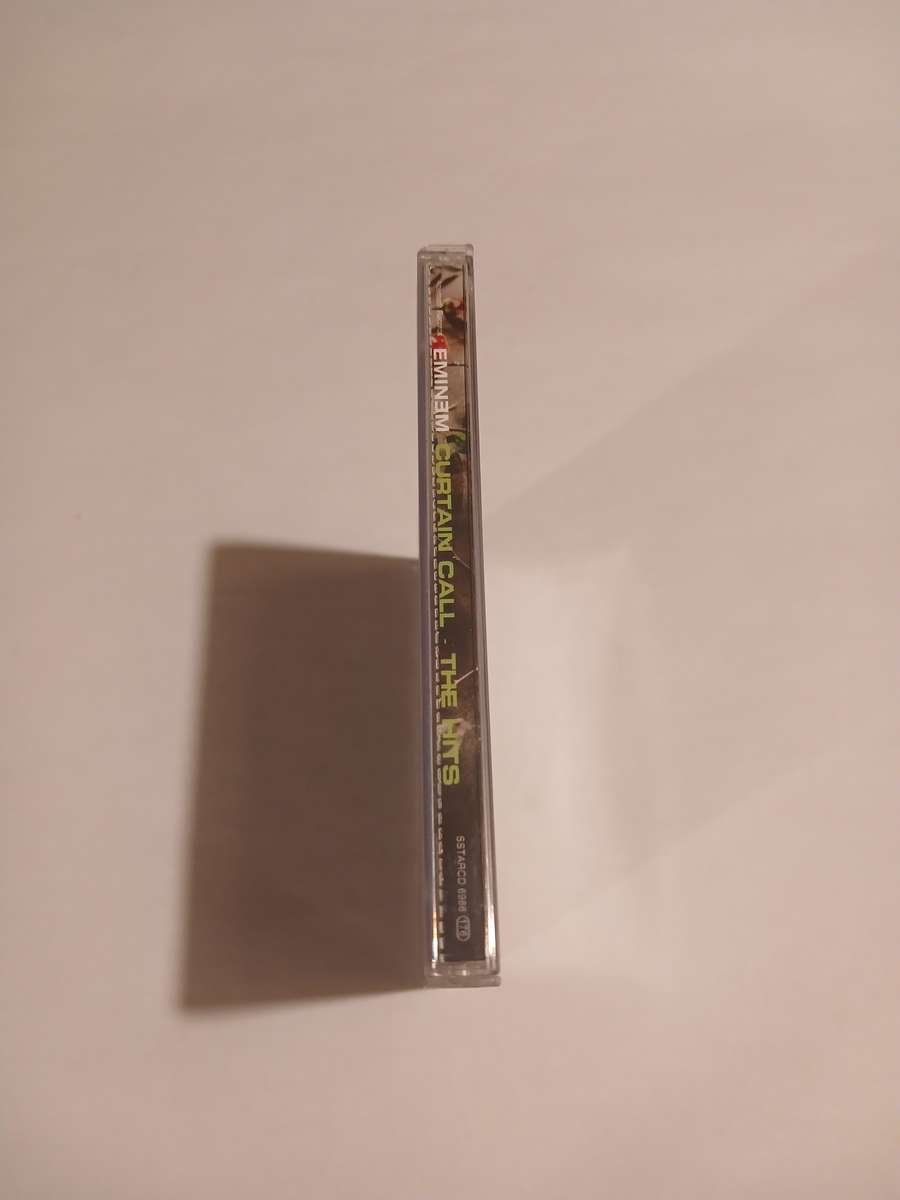 Eminem, Curtain Call, The Hits CD