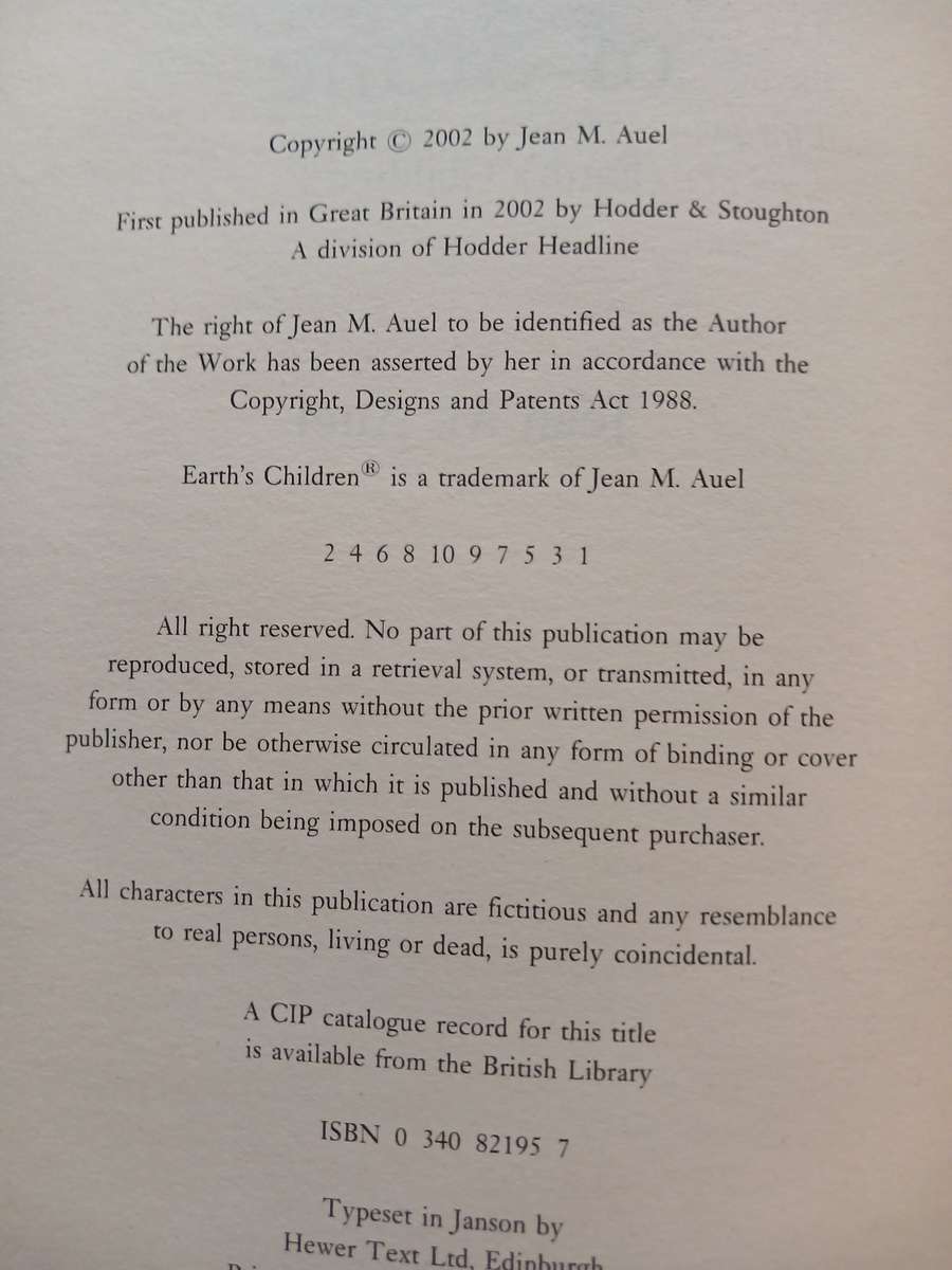 The Shelters of Stone by Jean M. Auel, Earth's Children, First Edition