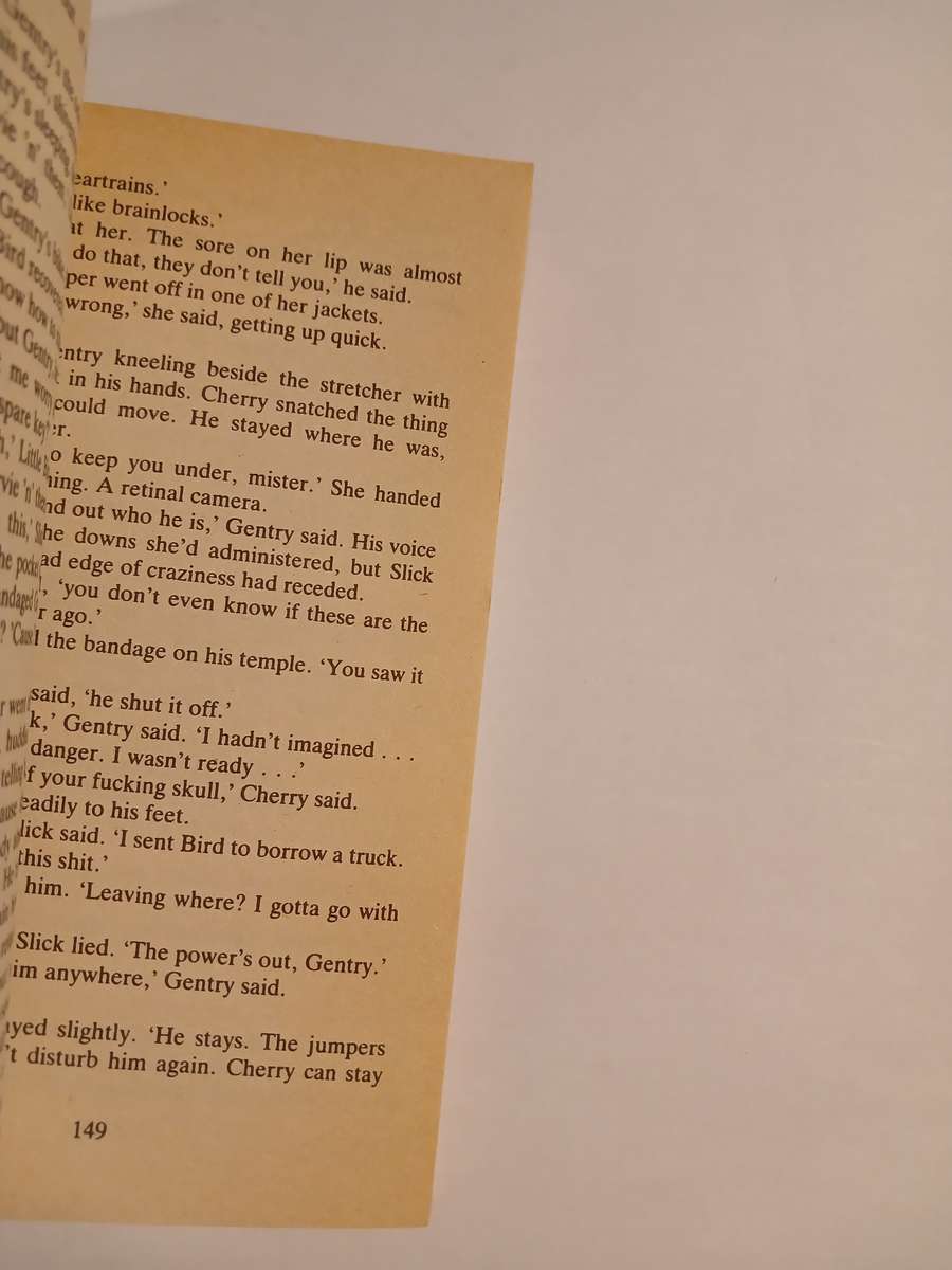 Mona Lisa Overdrive by William Gibson