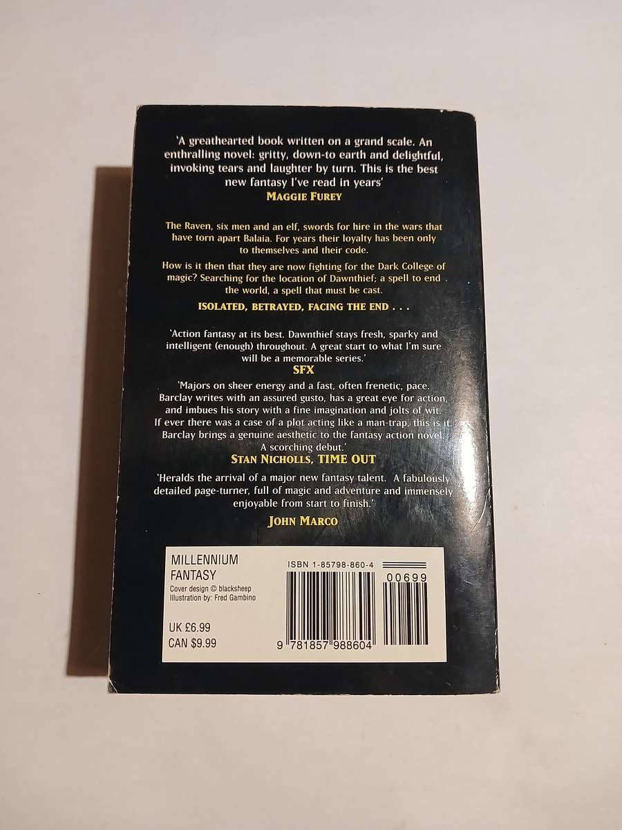 Dawnthief, Book One, the Chronicles of the Raven by James Barclay