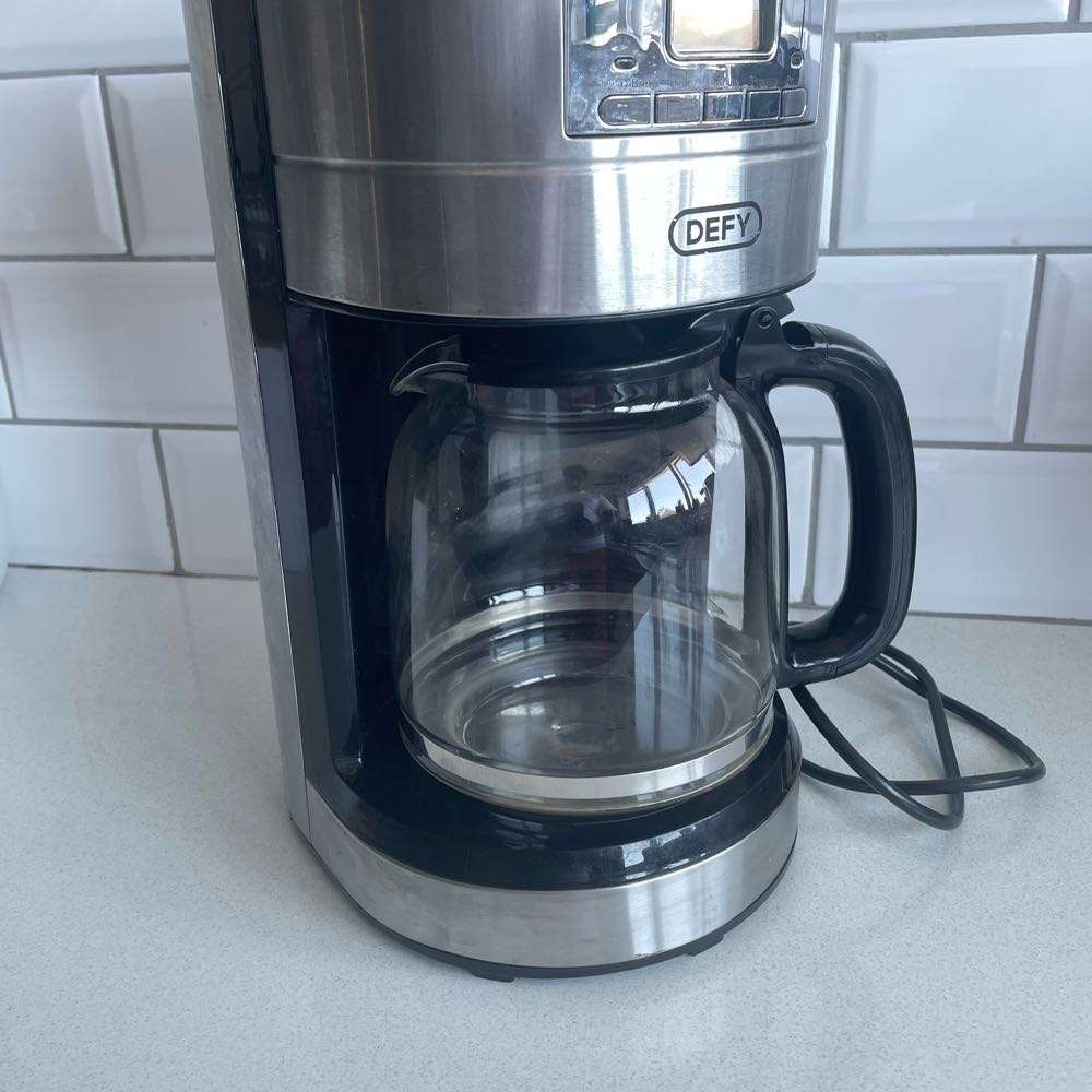 Defy Inox 1.8L Coffee Machine