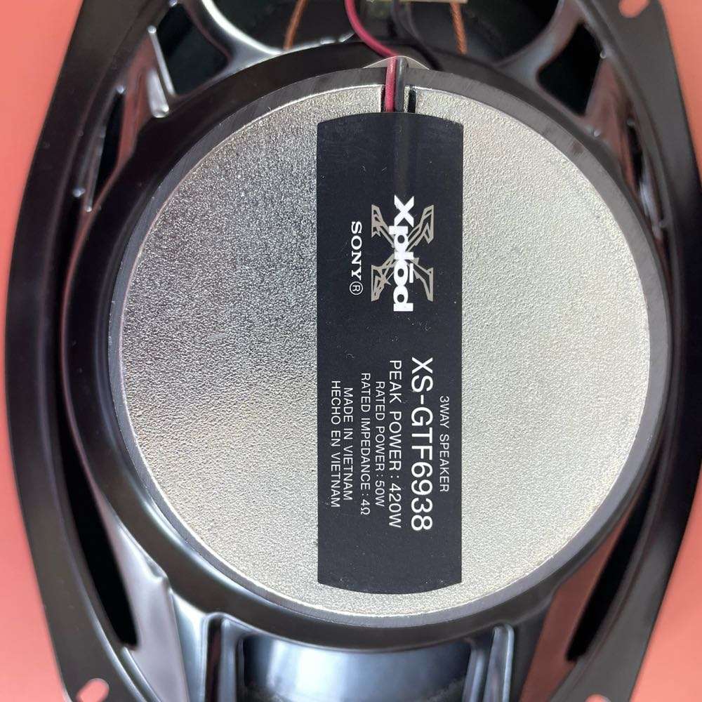 Sony Xplod 6X9 420W car speakers