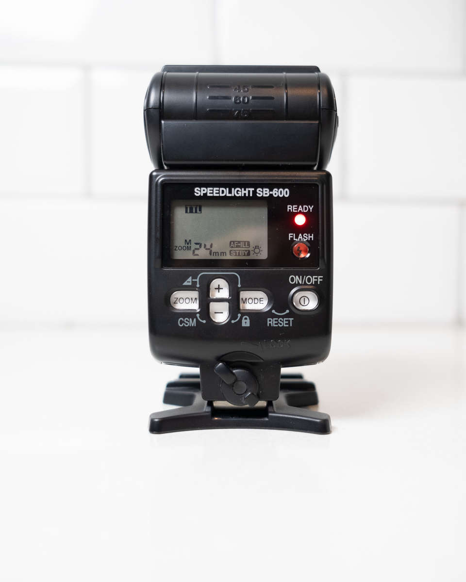 Nikon SB600 Speedlight