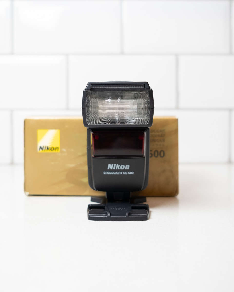 Nikon SB600 Speedlight