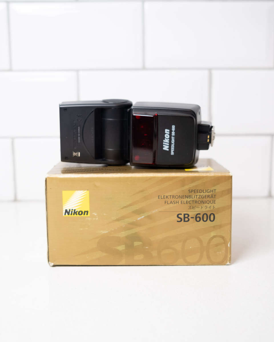 Nikon SB600 Speedlight