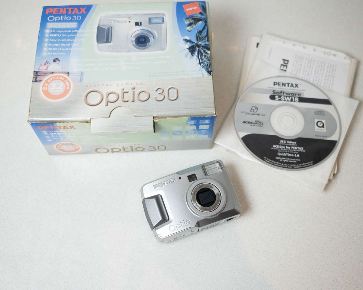 Pentax Optio 30 Camera