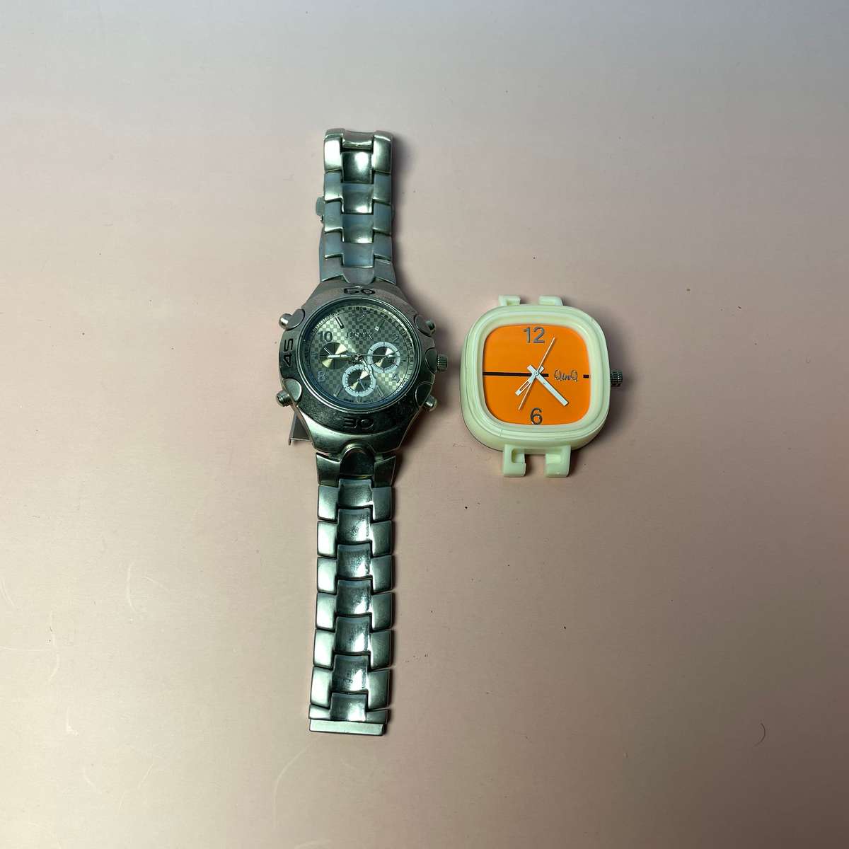 2 Watches