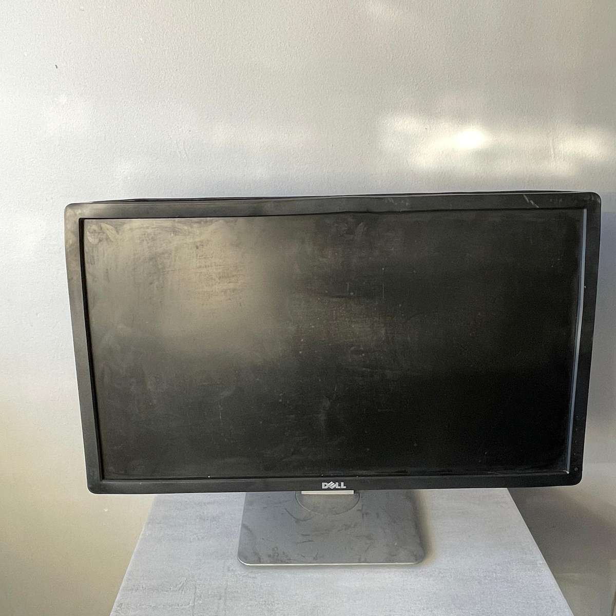 Dell 24 inch monitor