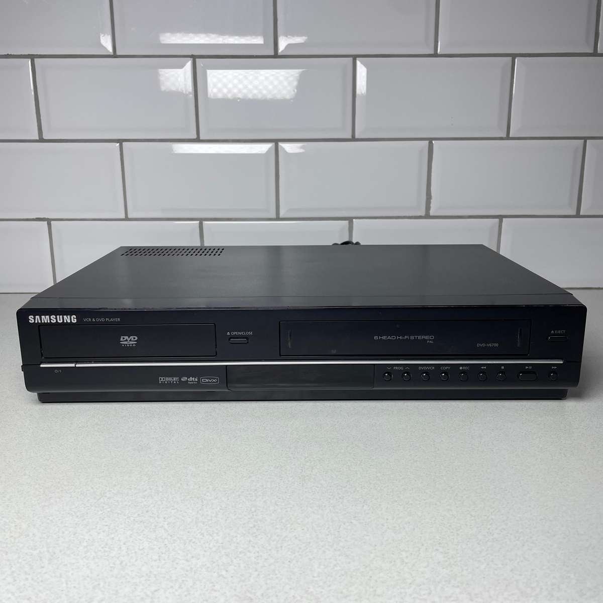 Samsung VHS DVD combo player