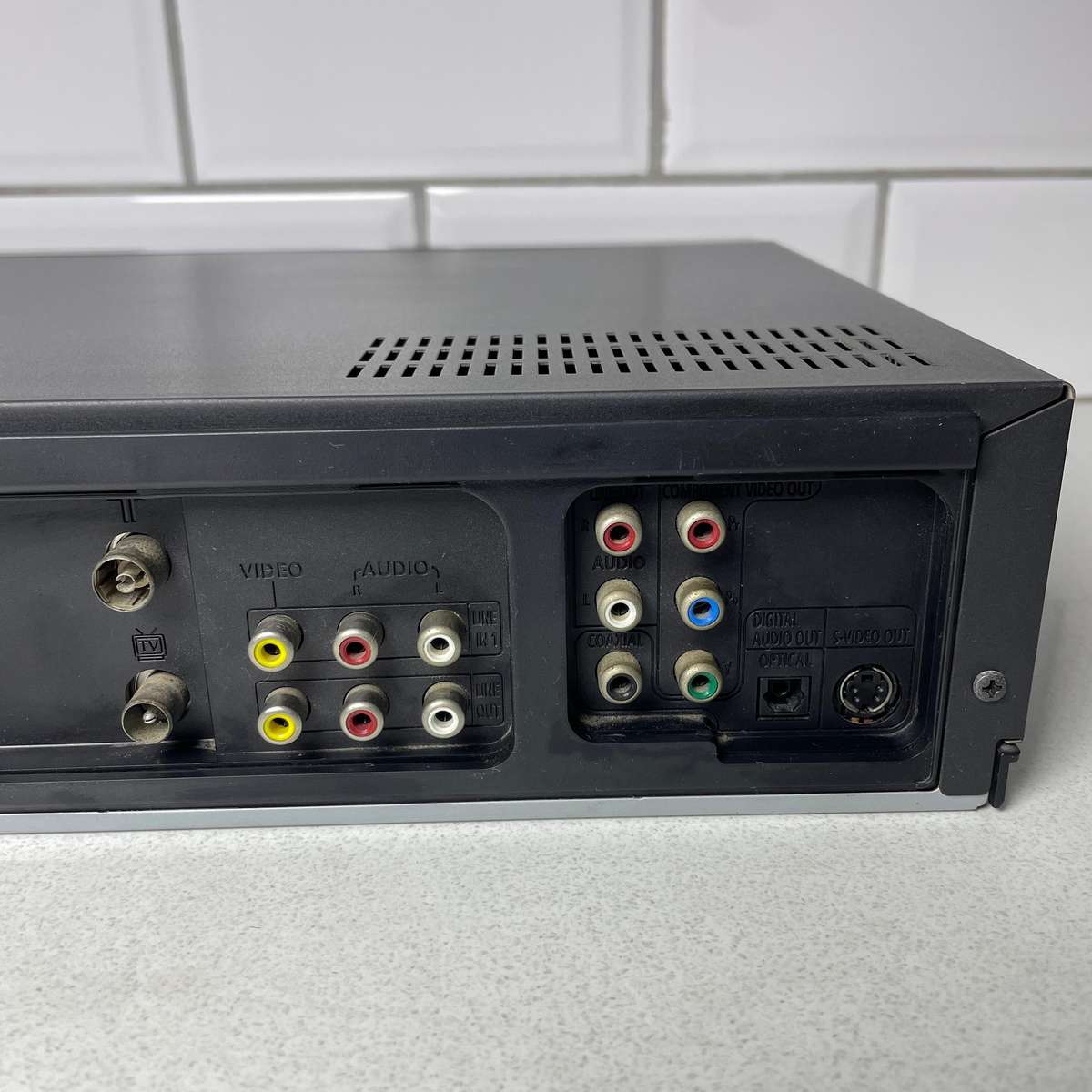 Samsung VHS DVD combo player